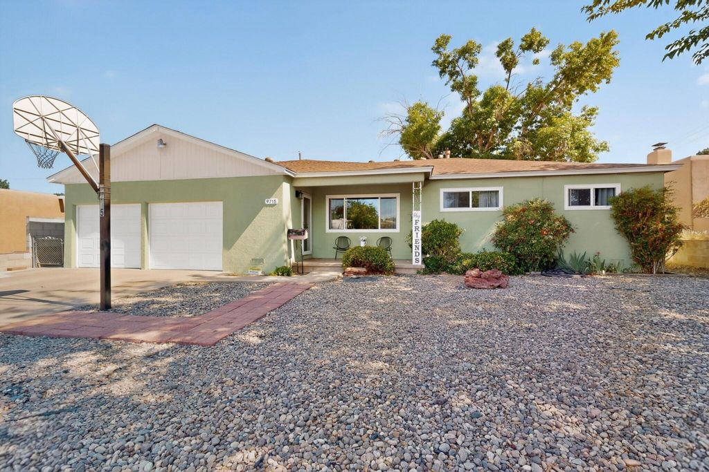 9715 Toltec Road NE, Albuquerque, NM 87111