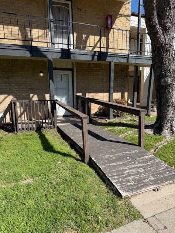 6016 Westridge Lane 407, Fort Worth, TX 76116