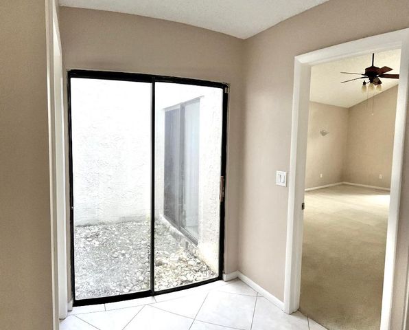 7614 Sierra Terrace W, Boca Raton, FL 33433