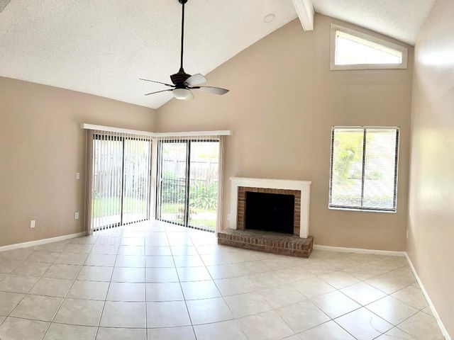 7614 Sierra Terrace W, Boca Raton, FL 33433