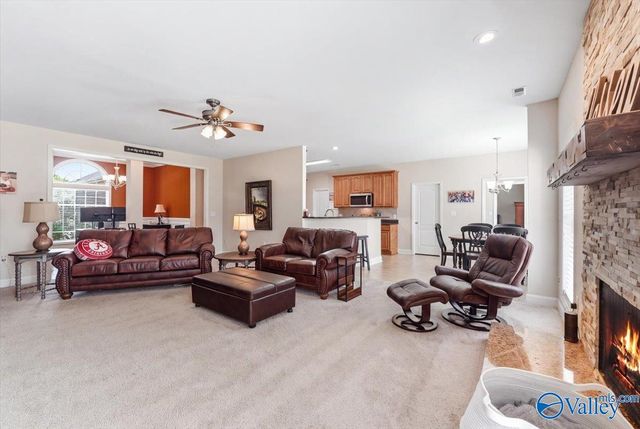 5018 Patriot Park Circle, Owens Cross Roads, AL 35763