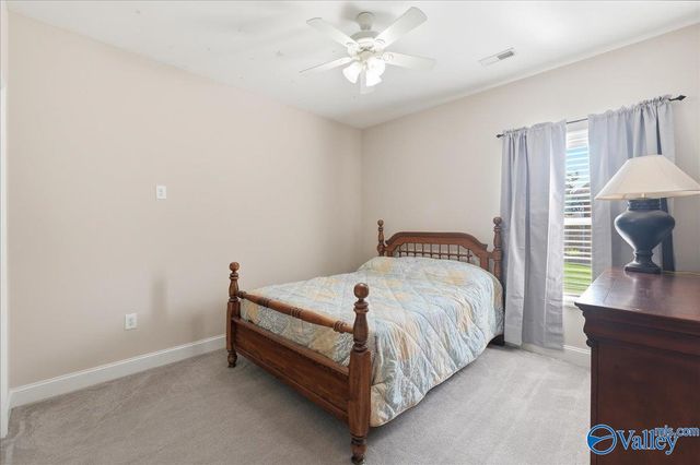 5018 Patriot Park Circle, Owens Cross Roads, AL 35763