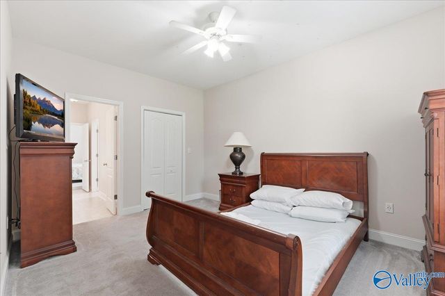 5018 Patriot Park Circle, Owens Cross Roads, AL 35763