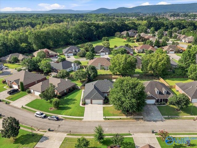 5018 Patriot Park Circle, Owens Cross Roads, AL 35763