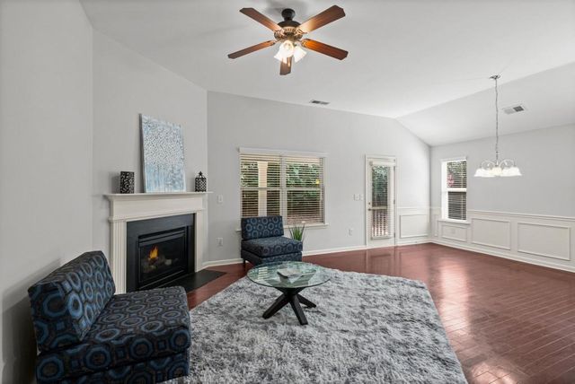 148 Cornerstone Circle, Woodstock, GA 30188