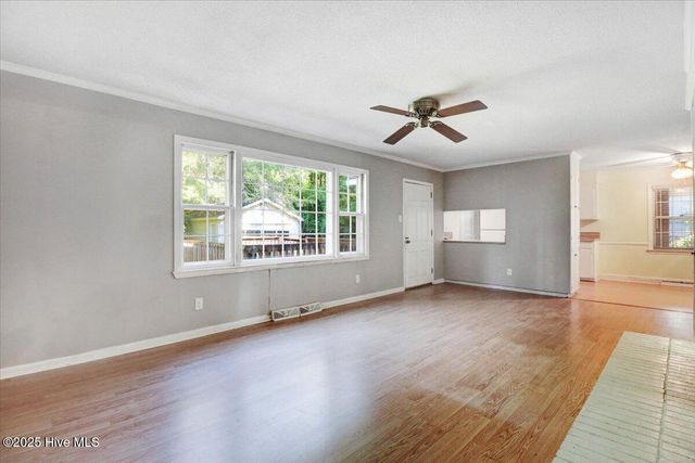 2102 Hardee Road, Kinston, NC 28504