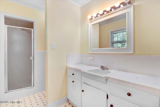2102 Hardee Road, Kinston, NC 28504