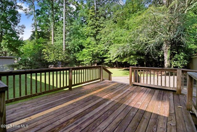 2102 Hardee Road, Kinston, NC 28504