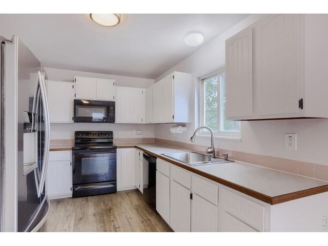 4652 Carlsbad Dr, Greeley, CO 80634