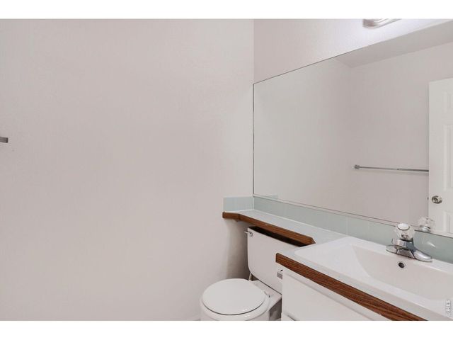 4652 Carlsbad Dr, Greeley, CO 80634