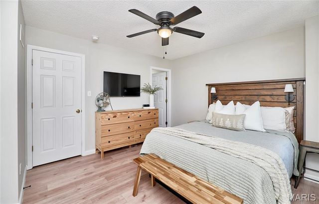 3585 S New Town Avenue, St Charles, MO 63301