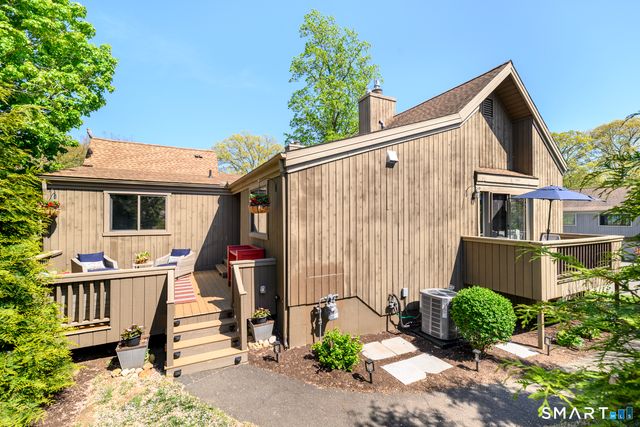 543 North Trail A, Stratford, CT 06614