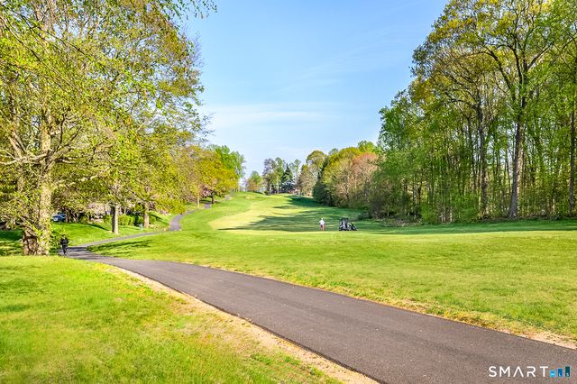 543 North Trail A, Stratford, CT 06614