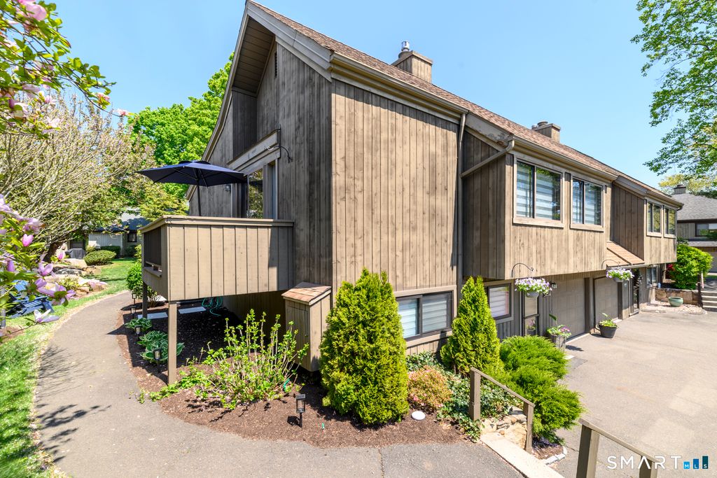 543 North Trail A, Stratford, CT 06614