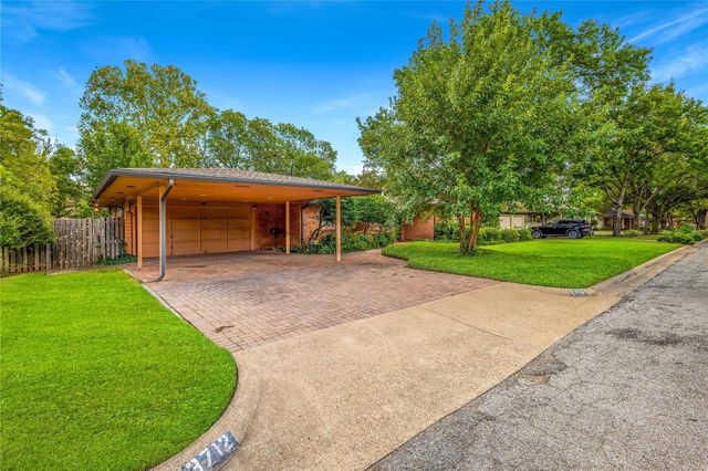 3712 Scranton Drive, Fort Worth, TX 76118