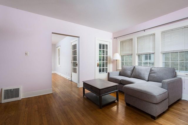 4849 N Newhall STREET, Whitefish Bay, WI 53217