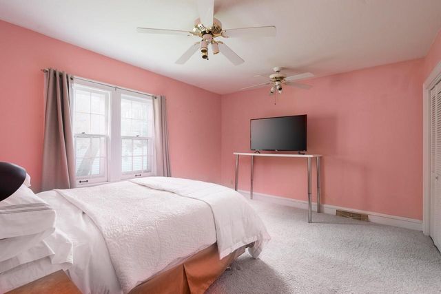 4849 N Newhall STREET, Whitefish Bay, WI 53217