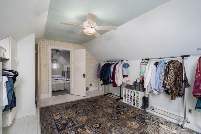 4849 N Newhall STREET, Whitefish Bay, WI 53217