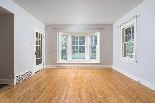 4849 N Newhall STREET, Whitefish Bay, WI 53217