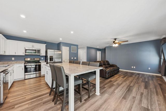 25 Locustwood Court, Pierce Twp, OH 45102