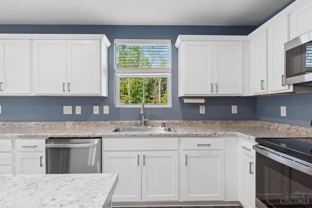 25 Locustwood Court, Pierce Twp, OH 45102