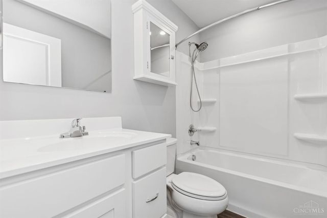 25 Locustwood Court, Pierce Twp, OH 45102