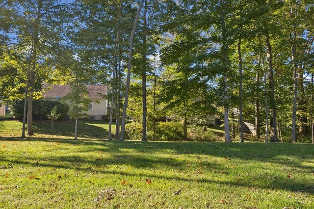 25 Locustwood Court, Pierce Twp, OH 45102