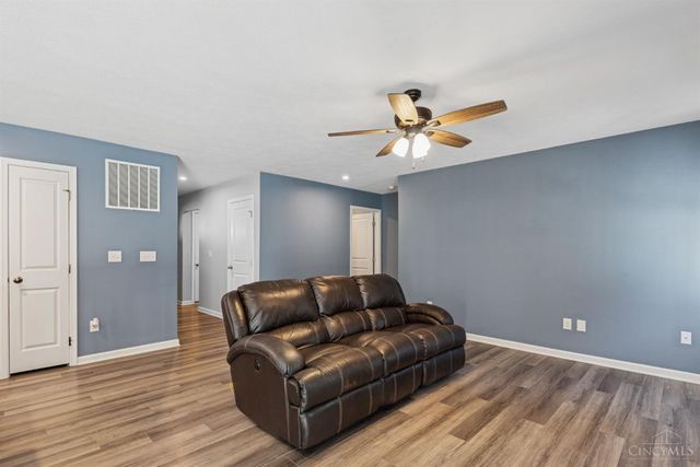 25 Locustwood Court, Pierce Twp, OH 45102