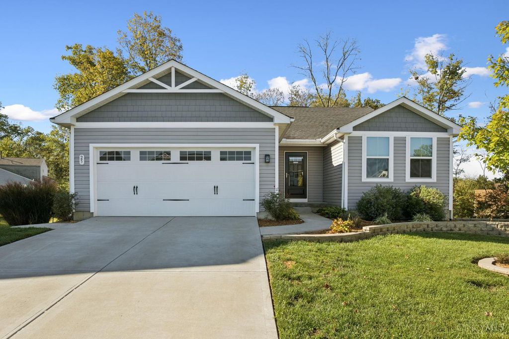 25 Locustwood Court, Pierce Twp, OH 45102