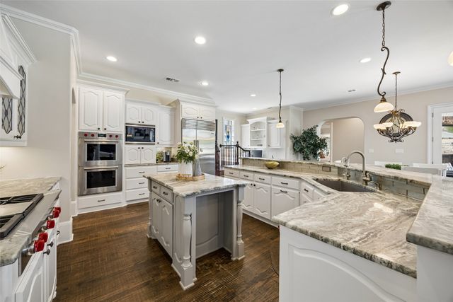 963 Noble Champions Way, Bartonville, TX 76226