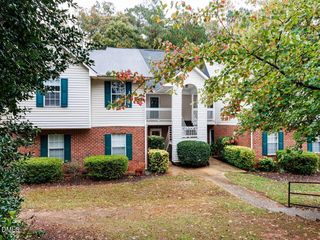1221 Renshaw Court, Cary, NC 27518