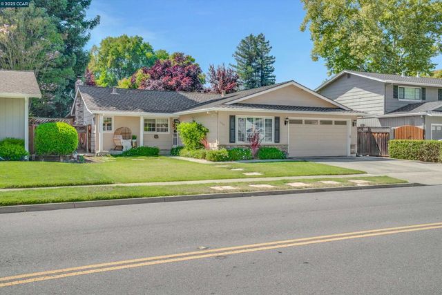 4504 Muirwood Drive, Pleasanton, CA 94588