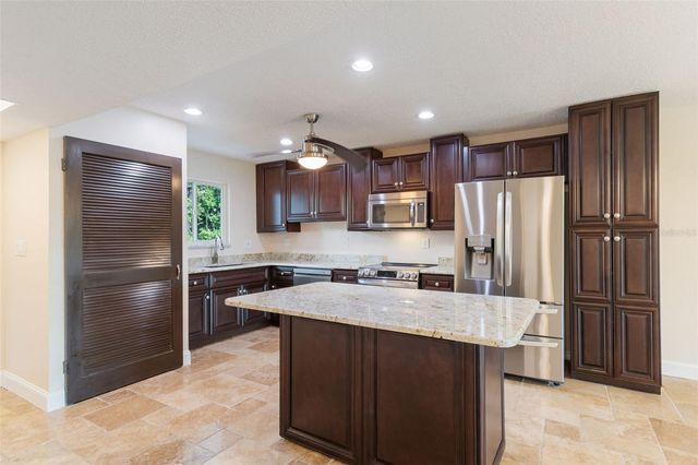 4601 CHANCELLOR STREET NE 146, St Petersburg, FL 33703