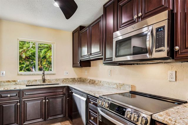 4601 CHANCELLOR STREET NE 146, St Petersburg, FL 33703