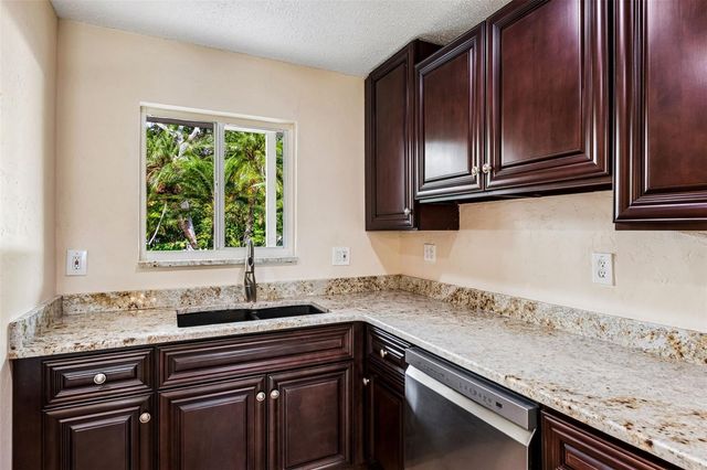 4601 CHANCELLOR STREET NE 146, St Petersburg, FL 33703