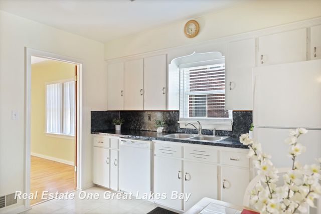 440 Hunter Street, Saginaw, MI 48602