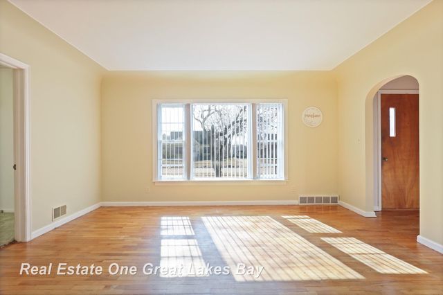 440 Hunter Street, Saginaw, MI 48602