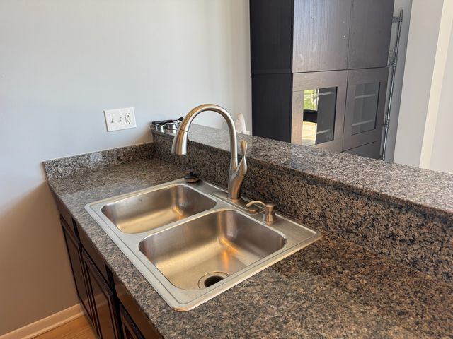 1550 S Blue Island Avenue 1202, Chicago, IL 60608