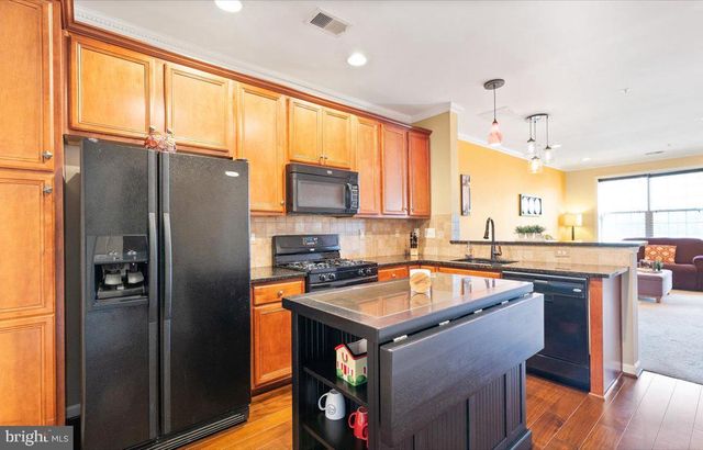 22705 SETTLERS TRAIL TER, Brambleton, VA 20148