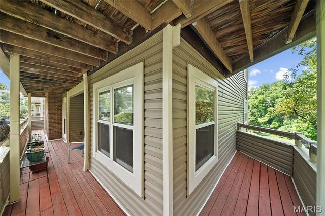 1010 Thoreau Court 210, Creve Coeur, MO 63146