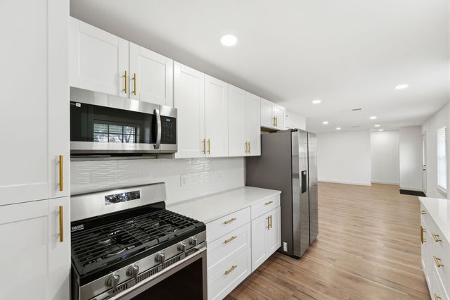 1422 Aldenwood Drive, Dallas, TX 75232