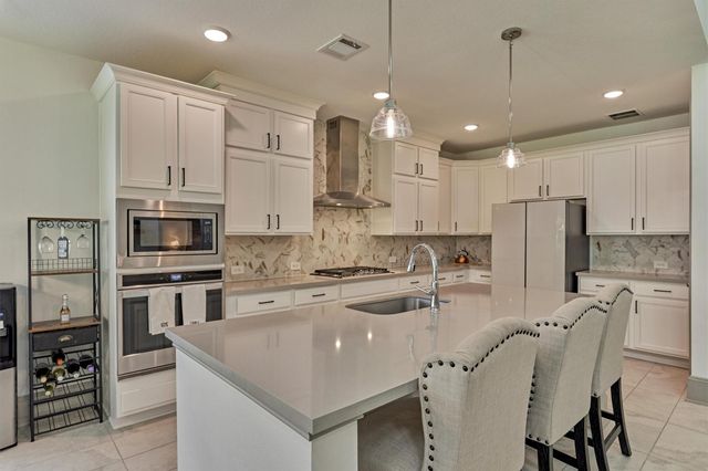 111 Dorado Sky Court, Conroe, TX 77318