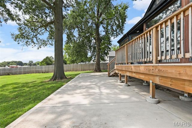 626 Lonedell Road, Arnold, MO 63010