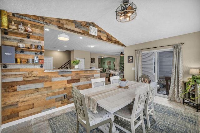 181 Delaware Drive, Delaware, OH 43015