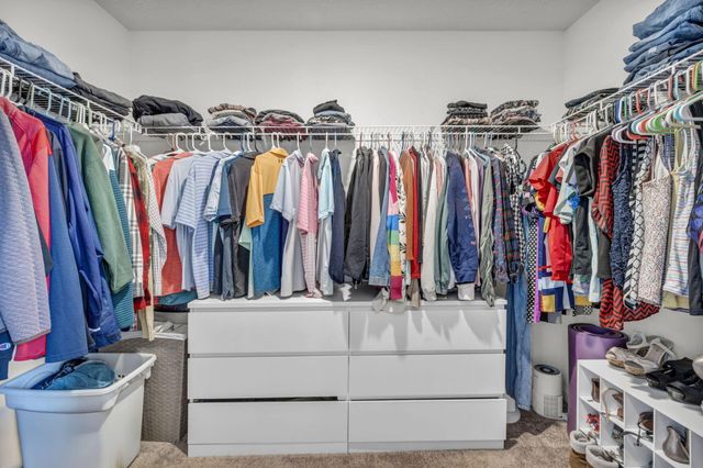 181 Delaware Drive, Delaware, OH 43015