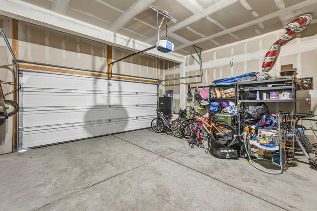 181 Delaware Drive, Delaware, OH 43015