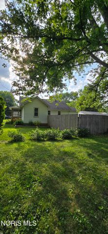 1922 Southmoor Drive, Toledo, OH 43609
