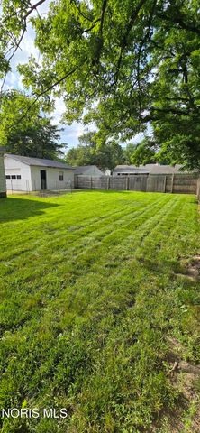 1922 Southmoor Drive, Toledo, OH 43609
