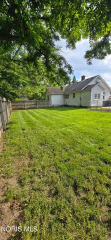 1922 Southmoor Drive, Toledo, OH 43609