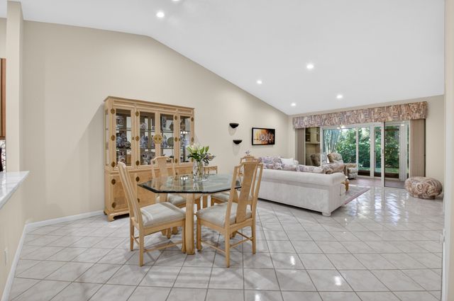 14431 Solitaire Drive, Delray Beach, FL 33446